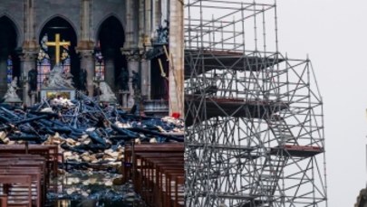 Notre Dame po pożarze. Ogień został zaprószony przez przypadek [ZAPIS RELACJI]