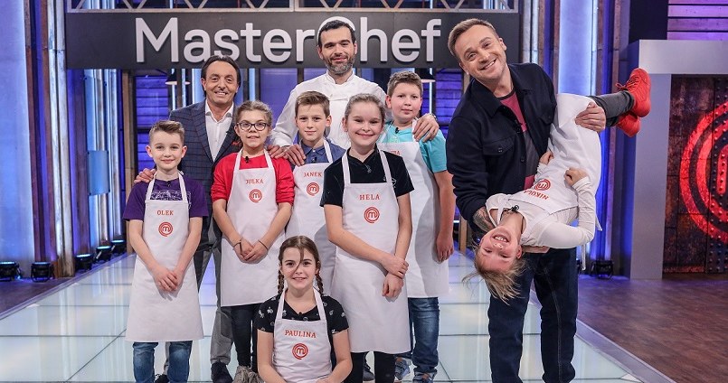 Takiego jurora w historii polskich edycji "MasterChefa Juniora" jeszcze nie było! W ćwierćfinałowym odcinku kucharze będą mieli okazję spotkać się z szefem kuchni wyróżnionym prestiżową gwiazdką Michelin. Jakie wyzwanie dla zawodników przygotuje Andrea Camastra?