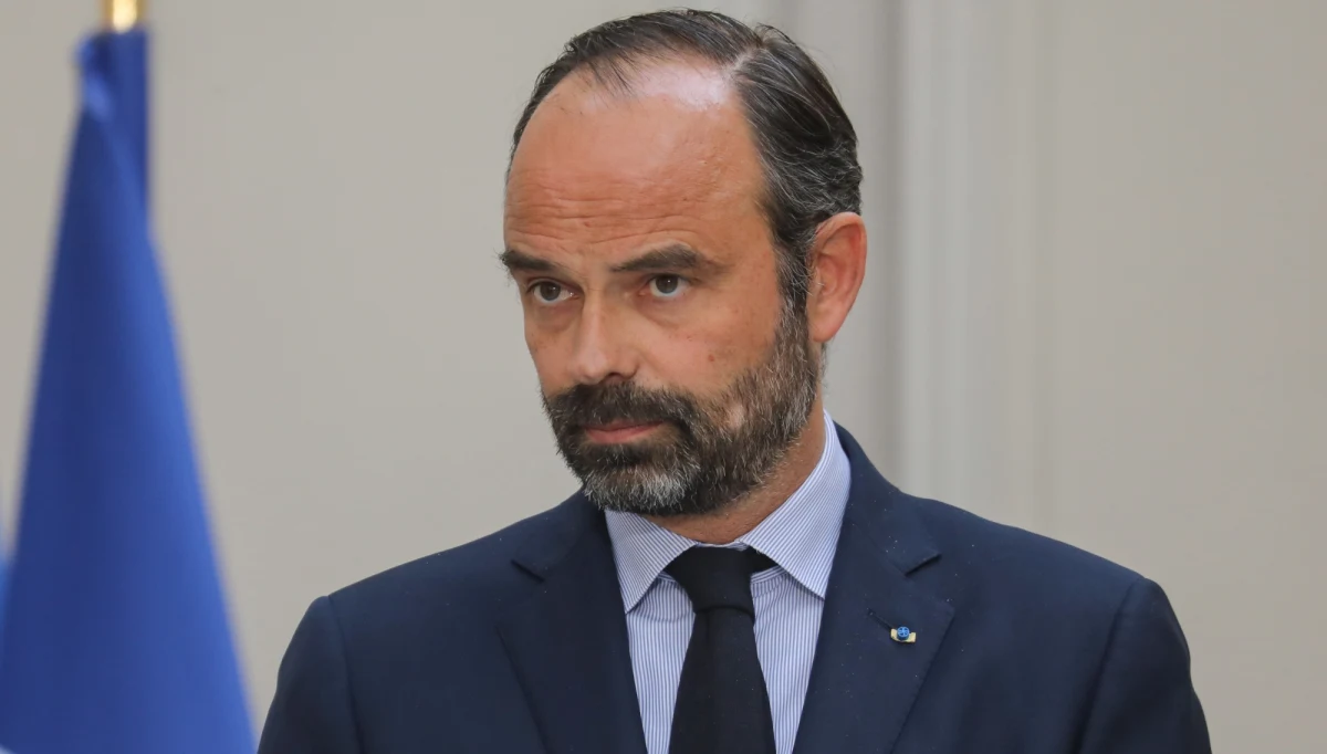 ​Już w przyszłym tygodniu francuski rząd przedstawi w parlamencie specjalny projekt ustawy dotyczącej odbudowy paryskiej katedry Notre Dame. Ma ona usprawnić zbieranie datków i umożliwić większe ulgi podatkowe dla części darczyńców. Zapowiedział to premier Edouard Philippe po naradzie z prezydentem Emmanuelem Macronem.