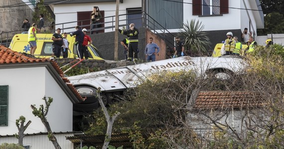 Tragiczny wypadek autobusu turystycznego w miejscowości Canico na portugalskiej Maderze. Zginęło co najmniej 29 turystów z Niemiec. Pojazdem podróżowały łącznie 53 osoby, w tym kilku obywateli Portugalii.