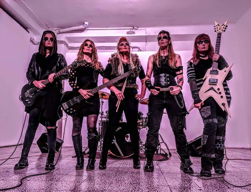 W pełni żeńska, deathmetalowa formacja Nemesis z Serbii przygotowuje debiutancki album. 