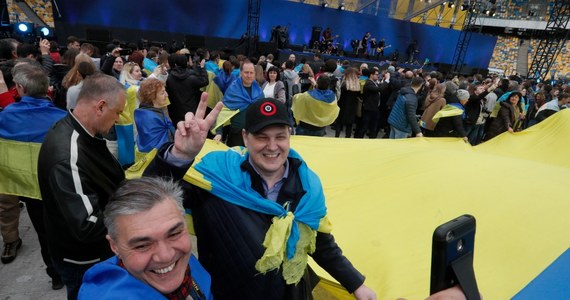 Kandydaci na prezydenta Ukrainy w wyznaczonej na niedzielę II turze wyborów spotkali się na debacie przed ostatnim etapem głosowania, którą przeprowadzili na Stadionie Olimpijskim w Kijowie.