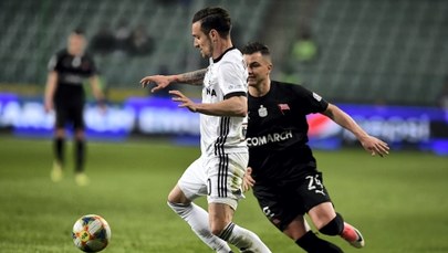 Karny w ostatniej chwili. Legia nowym liderem Ekstraklasy