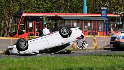 W Wielką Sobotę doszło do 83 wypadków, w których zginęło 12 osób