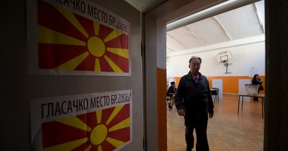 Kandydat rządzących socjaldemokratów Stewo Pendarowski oraz reprezentująca prawicową opozycję Gordana Siłjanowska-Dawkowa zmierzą się w drugiej turze wyborów prezydenckich w Macedonii Północnej, podała w nocy z niedzieli na poniedziałek państwowa komisja wyborcza.