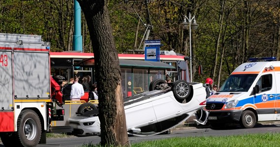 224 wypadki, w których zginęło 26 ludzi, a 249 zostało rannych - to tragiczny bilans piątku, soboty i niedzieli na polskich drogach. W ręce policjantów wpadło w tym czasie ponad 860 pijanych kierowców.