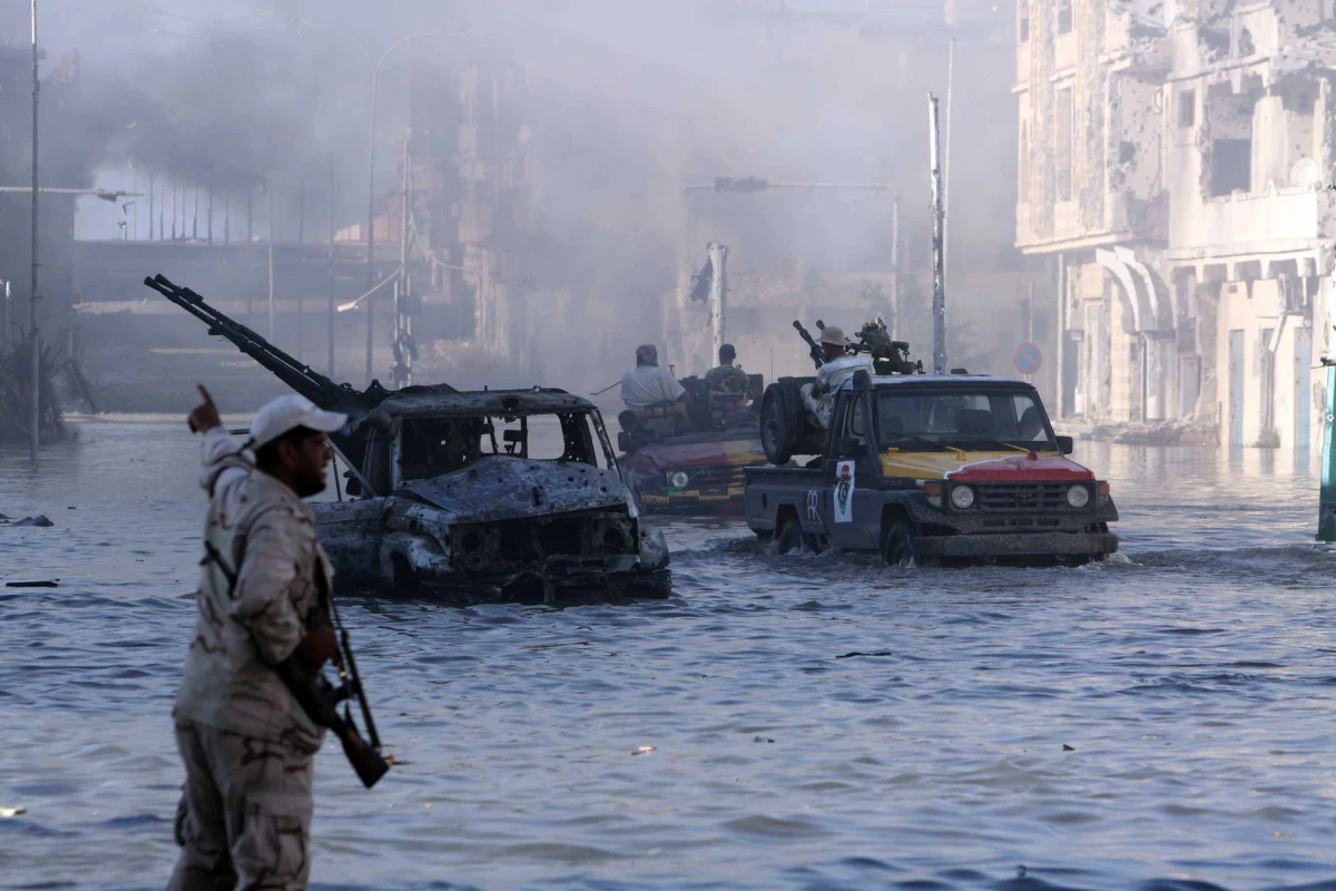 Co najmniej 264 zabitych i 1 266 rannych to dotychczasowy bilans walk w Libii, które wybuchły 4 kwietnia. Tego dnia oddziały generała Chalify Haftara ruszyły z baz na wschodzie kraju by zająć stolicę kraju.