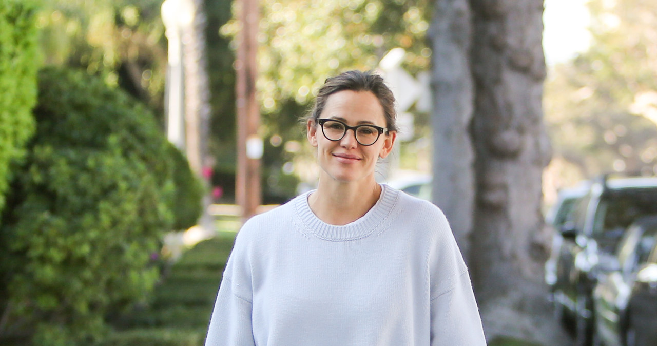 Jennifer Garner została okrzyknięta najpiękniejszą kobietą. Magazyn "People" umieścił aktorkę na szczycie corocznego rankingu 100 najpiękniejszych ludzi świata. Co gwiazda sądzi o wyróżnieniu? 