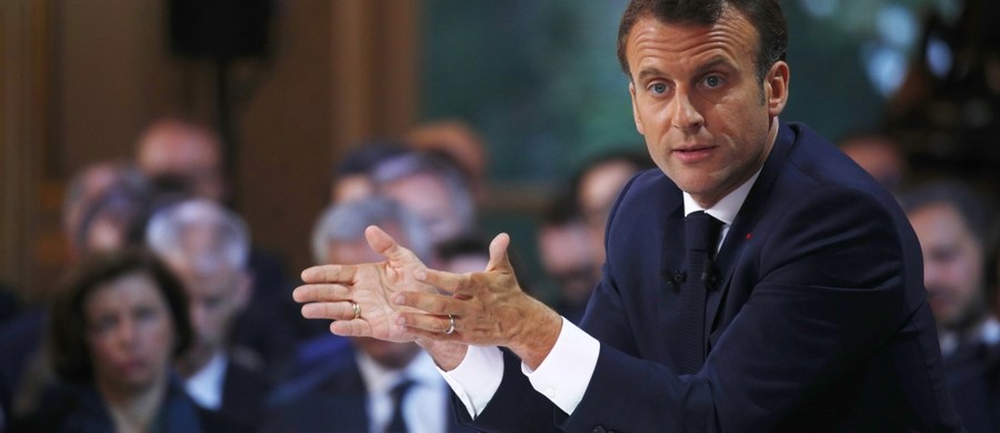 Prezydent Francji podczas czwartkowej konferencji prasowej podsumował wielomiesięczną debatę narodową i odpowiedział na protesty "żółtych kamizelek". Emmanuel Macron obiecał obniżenie podatków, ułatwienie rozpisywania referendów i reorganizację państwowej administracji.