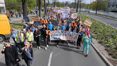 Trzaskowski zapewnia: Nauczyciele dostaną wyrównanie za czas strajku