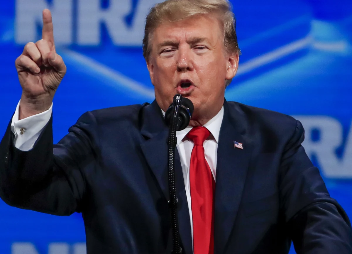 Prezydent Donald Trump powiedział podczas spotkania z dziennikarzami przed Białym Domem, że rodzice powinni szczepić dzieci. Dodał, że szczepienia "są bardzo ważne". W Stanach Zjednoczonych w tym roku blisko 700 osób zachorowało na odrę - to największa epidemia od 25 lat.