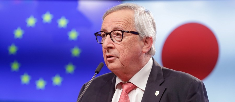 "Na Zachodzie nie powinniśmy uważać, że Polska jest w Unii dla pieniędzy" – stwierdził w wywiadzie dla "Rzeczpospolitej" przewodniczący Komisji Europejskiej Jean-Claude Juncker. "Polska jest z nami, bo podzielamy wspólne wartości. Nasza pomoc to nie prezent, ale dowód uznania dla ogromu przeprowadzonych reform" - podkreślił.