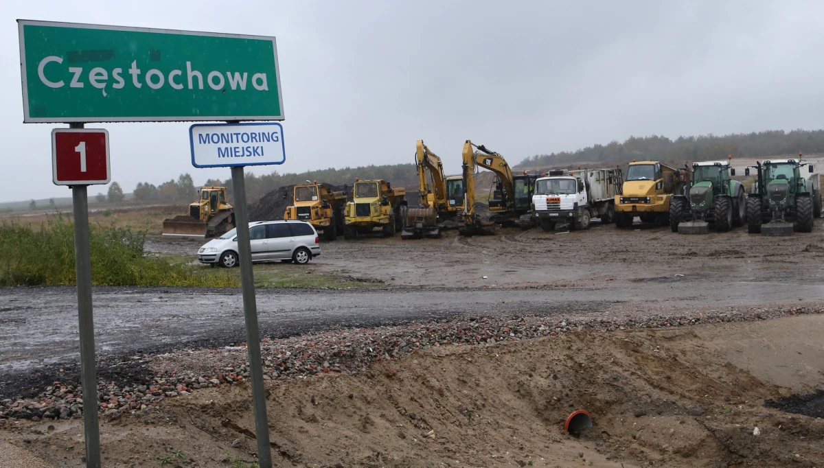 ​Umowy z firmą budującą ważne odcinki polskich dróg zerwane. Chodzi o odcinki S3 pod Polkowicami i A1 obok Częstochowy, budowane przez włoski koncern Salini, który w połowie lutego wstrzymał prace i zażądał setek milionów złotych dopłat.