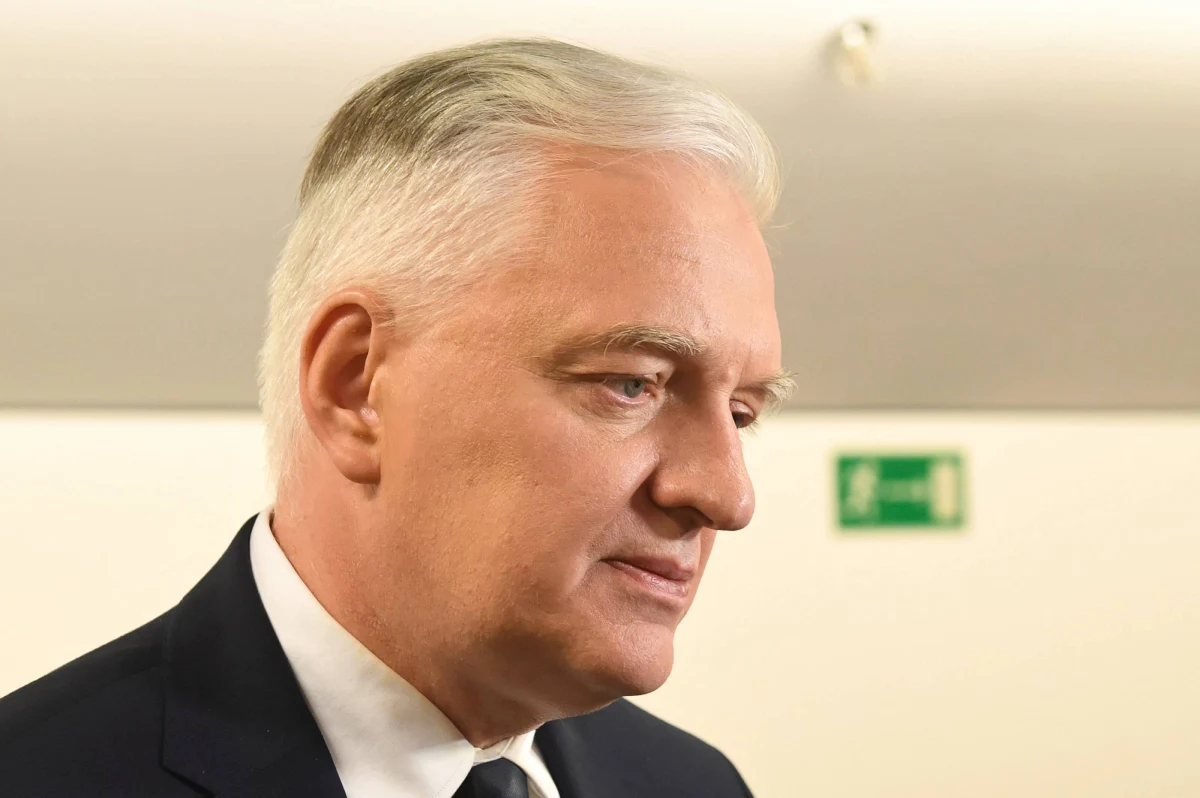 "Mam nadzieję, że Donald Tusk uszanuje konstytucyjną wolność uczelni od nacisków i obecności treści politycznych" - mówi w rozmowie z RMF FM wicepremier Jarosław Gowin przed wystąpieniem Tuska zaplanowanym na 3-ci maja