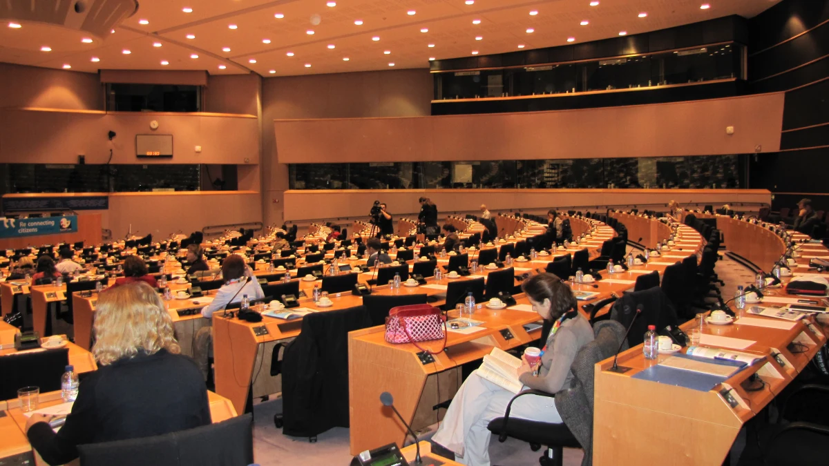 W majowych wyborach do Parlamentu Europejskiego o mandat europosła ubiega się 115 posłów i 9 senatorów. Rekordzistą, jeśli chodzi o liczbę kandydatów-parlamentarzystów jest klub Prawa i Sprawiedliwości - ponad połowa wszystkich wystawionych przez PiS kandydatów w eurowyborach to parlamentarzyści.