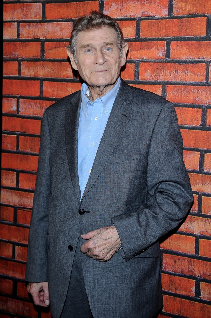 Gdyby żył, Stanisław Mikulski, aktor znany przede wszystkim jako odtwórca roli Hansa Klossa w serialu "Stawka większa niż życie", w środę, 1 maja, świętowałby 90. urodziny.

