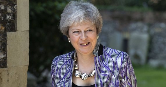 Brytyjska premier Theresa May, liderka Partii Konserwatywnej, będzie się musiała bronić przed wotum nieufności ze strony szefów struktur partyjnych. W 185-letniej historii tej partii dojdzie do tego po raz pierwszy - poinformował we wtorek tabloid "The Sun".