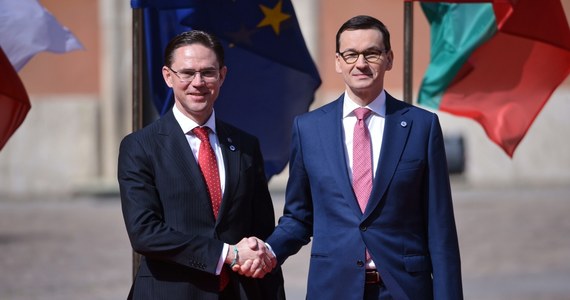 "Oczekujemy większego wkładu Polski w przyszłość UE" - powiedział w środę wiceprzewodniczący Komisji Europejskiej Jyrki Katainen. Ocenił też, że rozwój gospodarczy Polski jest niezwykły, dzięki członkostwu we Wspólnocie - informuje agencja Reutera.