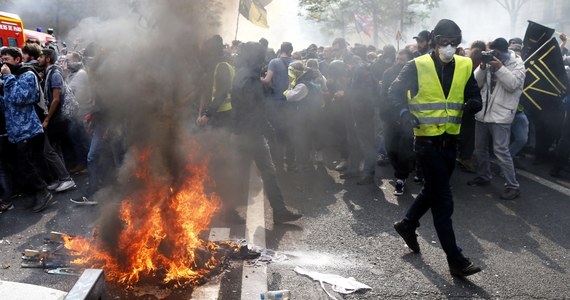 "Dzień apokalipsy" zapowiedzieli w Paryżu działacze anarchistyczni z Francji, Niemiec, Włoch i Hiszpanii. Przyłączyli się do pierwszomajowych demonstracji przedstawicieli ruchu żółtych kamizelek oraz największych central związkowych. Aresztowano ok. 200 osób.