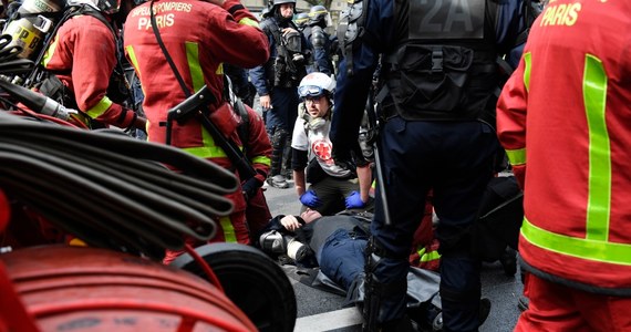 Francuskie władze wszczęły śledztwo po wtargnięciu grupy uczestników pierwszomajowej demonstracji "żółtych kamizelek" i anarchistów do paryskiego Szpitala Pitie-Salpetriere – jednego z największych w Paryżu. Demonstranci mieli tam zrabować drogi sprzęt medyczny.