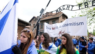 Marsz Żywych w Oświęcimiu. Żydzi i Polacy upamiętnili ofiary Holokaustu