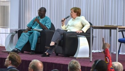 Media o podróży Merkel do Afryki: Polityka pozorów