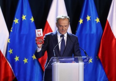 Donald Tusk: Nie może być tak, że władza  na co dzień konstytucję obchodzi