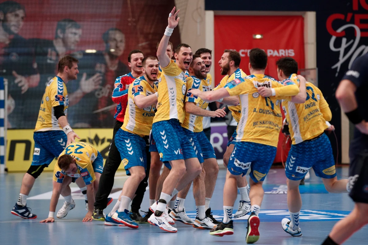 Piłkarze ręczni PGE VIVE Kielce awansowali do Final Four Ligi Mistrzów. Polski zespół w rewanżowym ćwierćfinałowym meczu tych rozgrywek przegrał na wyjeździe z francuskim Paris Saint-Germain 26:35 (11:18), ale obronił 10-bramkową zaliczkę z pierwszego spotkania.