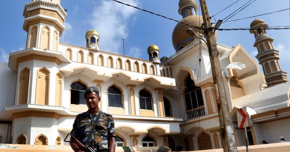 Wszystkie osoby mające związek z zamachami na Sri Lance w Niedzielę Wielkanocną zostały aresztowane lub nie żyją - poinformował w poniedziałek szef lankijskiej policji.