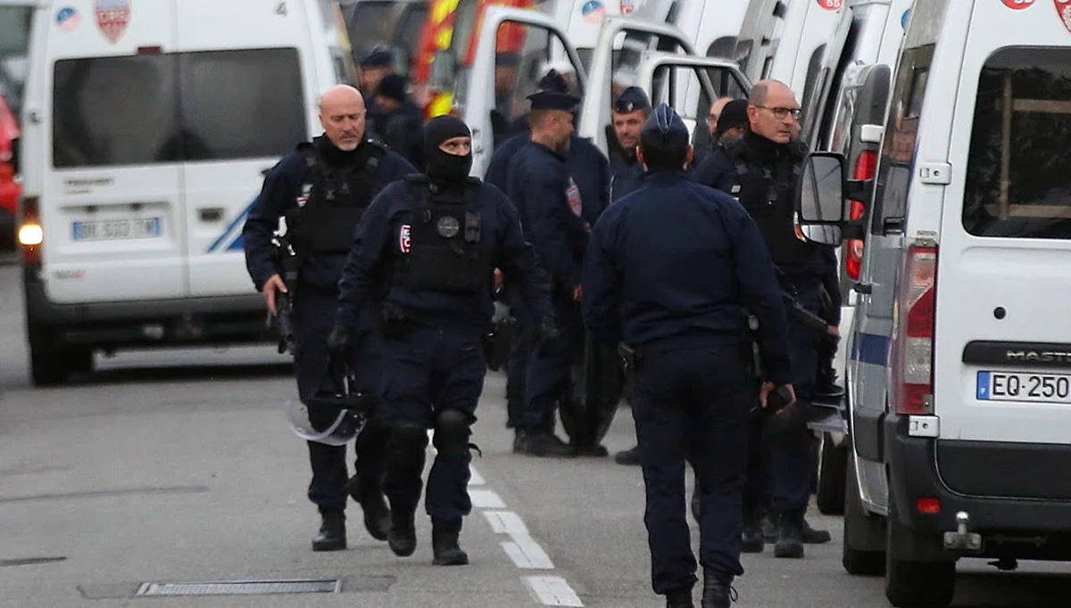 ​Policja zatrzymała 17-letniego napastnika, który w pobliżu Tuluzy na południu Francji przetrzymywał cztery kobiety - poinformował późnym wieczorem szef francuskiego MSW Christophe Castaner.