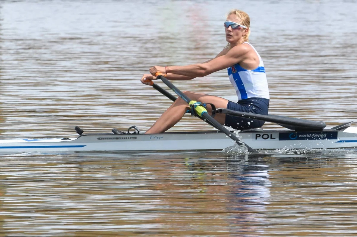 Joanna Dorociak w poprzednim roku wspólnie z Weroniką Deresz wywalczyła srebrny medal wioślarskich Mistrzostw Europy w dwójce podwójnej wagi lekkiej. Zimą trzeba jednak było zmienić skład osady. Kontuzjowaną Deresz zastąpiła Katarzyna Wełna. Panie wspólnie trenowały w ostatnich tygodniach, a teraz sprawdzą się na zawodach Pucharu Świata w bułgarskim Płowdiw.