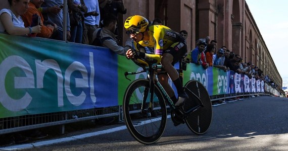 Rafał Majka (Bora-Hansgrohe) zajął szóste miejsce w rozpoczynającej wyścig Giro d'Italia jeździe indywidualnej na czas w Bolonii. Pierwszym liderem został Słoweniec Primoz Roglic (Jumbo-Visma), do którego polski kolarz stracił 33 sekundy.