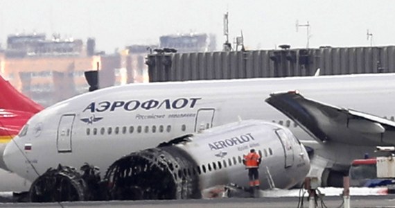 Rosyjski samolot pasażerski Suchoj Superjet 100 (SSJ 100), który wyleciał z Moskwy do Samary, obrał kurs powrotny na moskiewskie lotnisko Szeremietiewo - podały media w Moskwie. Linie lotnicze Aerofłot nie potwierdziły tej informacji.