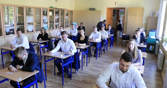 Matura z języka niemieckiego na poziomie rozszerzonym rozpoczęła się we wtorek o godzinie 14:00 i trwała 150 minut. Poniżej publikujemy arkusz CKE - język niemiecki - poziom rozszerzony wraz z rozwiązaniami zaproponowanymi przez eksperta portalu Interia.pl