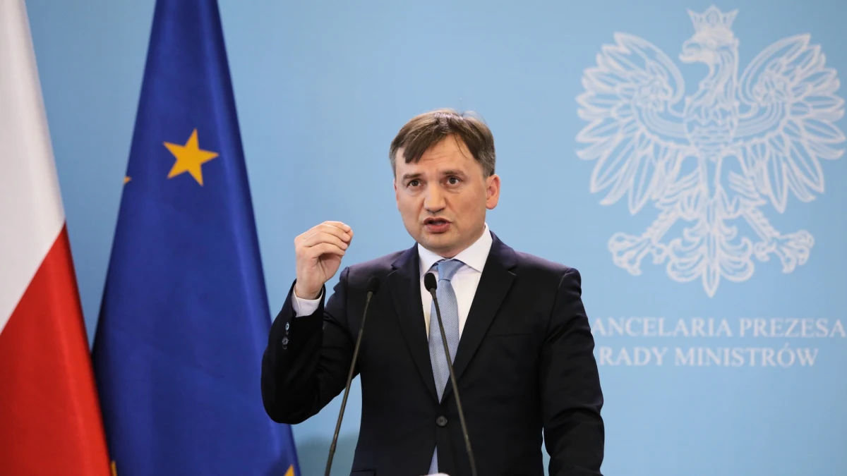 ​Trzech prokuratorów Prokuratury Krajowej weszło w skład zespołu powołanego do wyjaśnienia okoliczności przypadków pedofilii w kościele, przedstawionych w filmie braci Sekielskich "Tylko nie mów nikomu". Prokuratorska specgrupa zaczęła już działać.