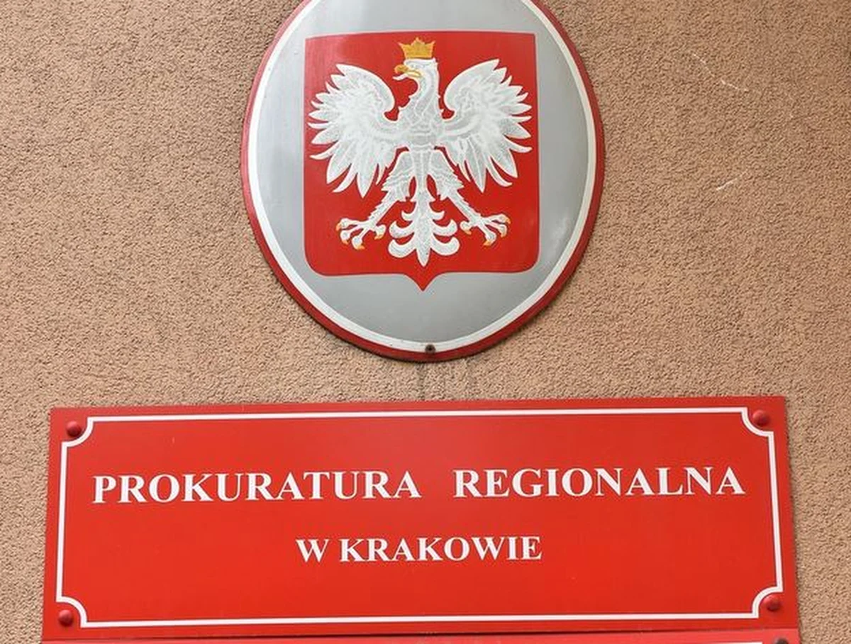 "Ta uchwała kwalifikuje się na pilne zwołanie nadzwyczajnego posiedzenia Krajowej Rady Prokuratury" - mówi RMF FM jeden z wysokich rangą członków tego gremium. Komentuje w ten sposób uchwałę śledczych z Prokuratury Regionalnej w Krakowie. 