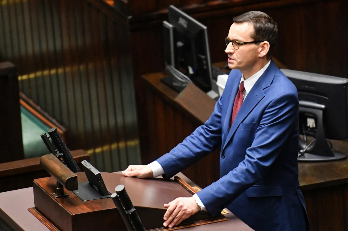 Nie będzie żadnego testu przedsiębiorcy - podkreślił premier Mateusz Morawiecki przed wylotem do Brukseli, gdzie w czwartek będzie mówił o ograniczeniu luki VAT i CIT. Szef rządu odniósł się w ten sposób do medialnych doniesień dotyczących testu.