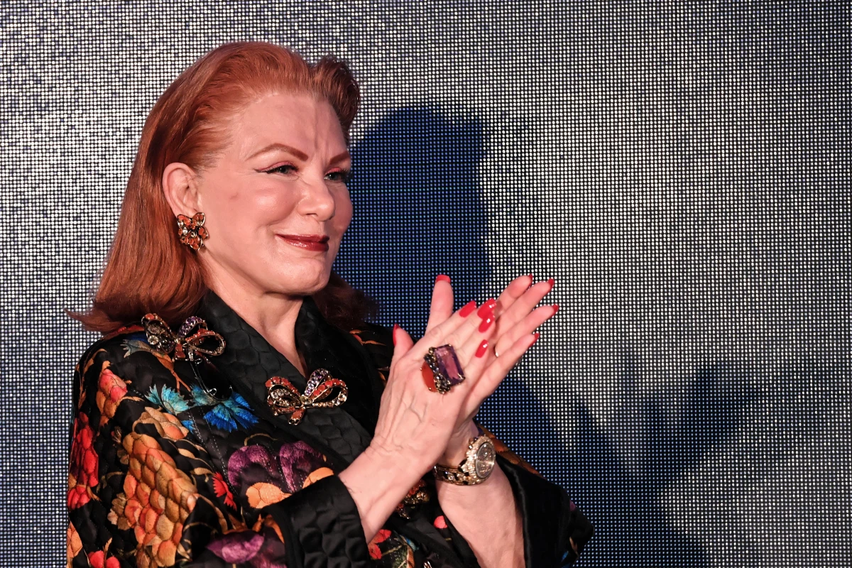 Ambasador USA w Polsce Georgette Mosbacher wyraziła uznanie dla szefa Światowego Kongresu Żydów (WJC) Ronalda S. Laudera, który powiedział, że Polacy nie mogą być obwiniani za Auschwitz.