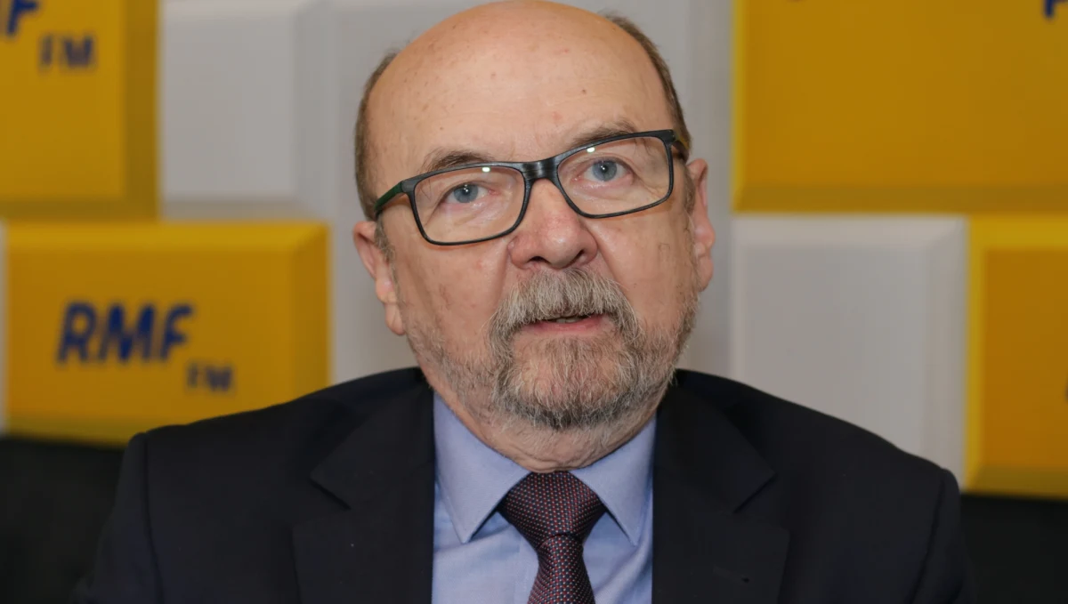 „Była to 15-minutowa rozmowa w której tematem przewodnim było zaostrzenie kar, mówiłem o surowości prawa, o ściganiu tego typu nadużyć seksualnych, zarzucałem instytucjom państwowym, zarzucałem środowisku, krytykowałem Kościół. Kto tego nie zrozumiał - jest mi bardzo przykro. Podejrzewam, że większość tych, którzy najbardziej się wściekali, szukała okazji, żeby mi przyłożyć” – mówił w Porannej rozmowie w RMF FM prof. Ryszard Legutko, eurodeputowany PiS. W ten sposób odniósł się do swojej wypowiedzi, w której powołując się na badania stwierdził, że 80 proc. przypadków nadużyć seksualnych w Kościele dotyczy chłopców w wieku 12-17 lat. Eurodeputowany stwierdził, że „”to nie jest żadna pedofilia, to tylko pederastia po prostu”.