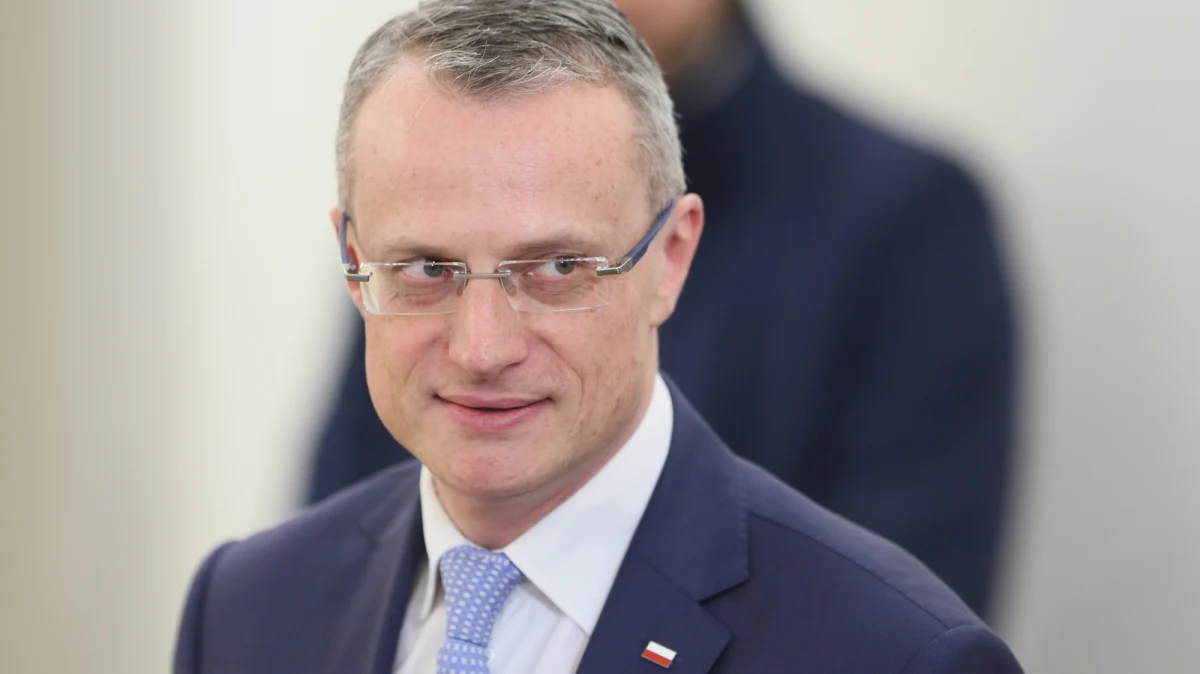 Polska ambasada w Tel Awiwie zdecydowanie odrzuca zarzuty napastnika, który w ostatni wtorek zaatakował ambasadora RP w Izraelu. Arik Lederman opluł i obrzucił Marka Magierowskiego obelgami. Twierdzi, że wcześniej został "strasznie potraktowany" przez ochronę ambasady i użyto wobec niego obraźliwego określenia Żyda.