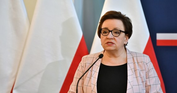 NIK nie zostawia suchej nitki na reformie edukacji wprowadzonej przez Annę Zalewską i rząd Prawa i Sprawiedliwości. "Zmiany, które miały wprowadzić polskie szkoły w XXI wiek, były nierzetelnie przygotowane i wprowadzone" - alarmuje Najwyższa Izba Kontroli.