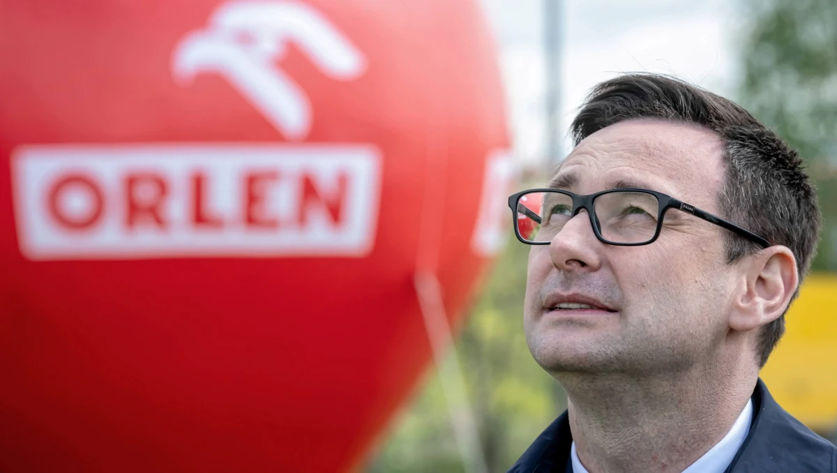 Trzecia linia produkcji nawozów, której budowę dziś zaczynamy, przedłuży żywotność zakładów Anwil, kluczowych dla naszej grupy - powiedział w środę we Włocławku prezes PKN Orlen Daniel Obajtek. Dodał, że będzie to duży wkład w bezpieczeństwo żywnościowe kraju i rozwój Włocławka.