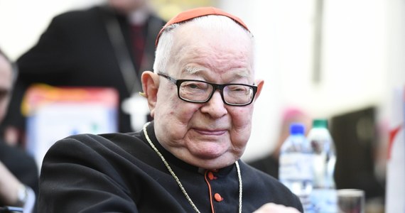 Rzecznik wrocławskiej kurii poinformował, że kardynał Henryk Gulbinowicz trafił do szpitala. 96-letni biskup-senior archidiecezji wrocławskiej przebywa na badaniach. Jego stan jest stabilny. 