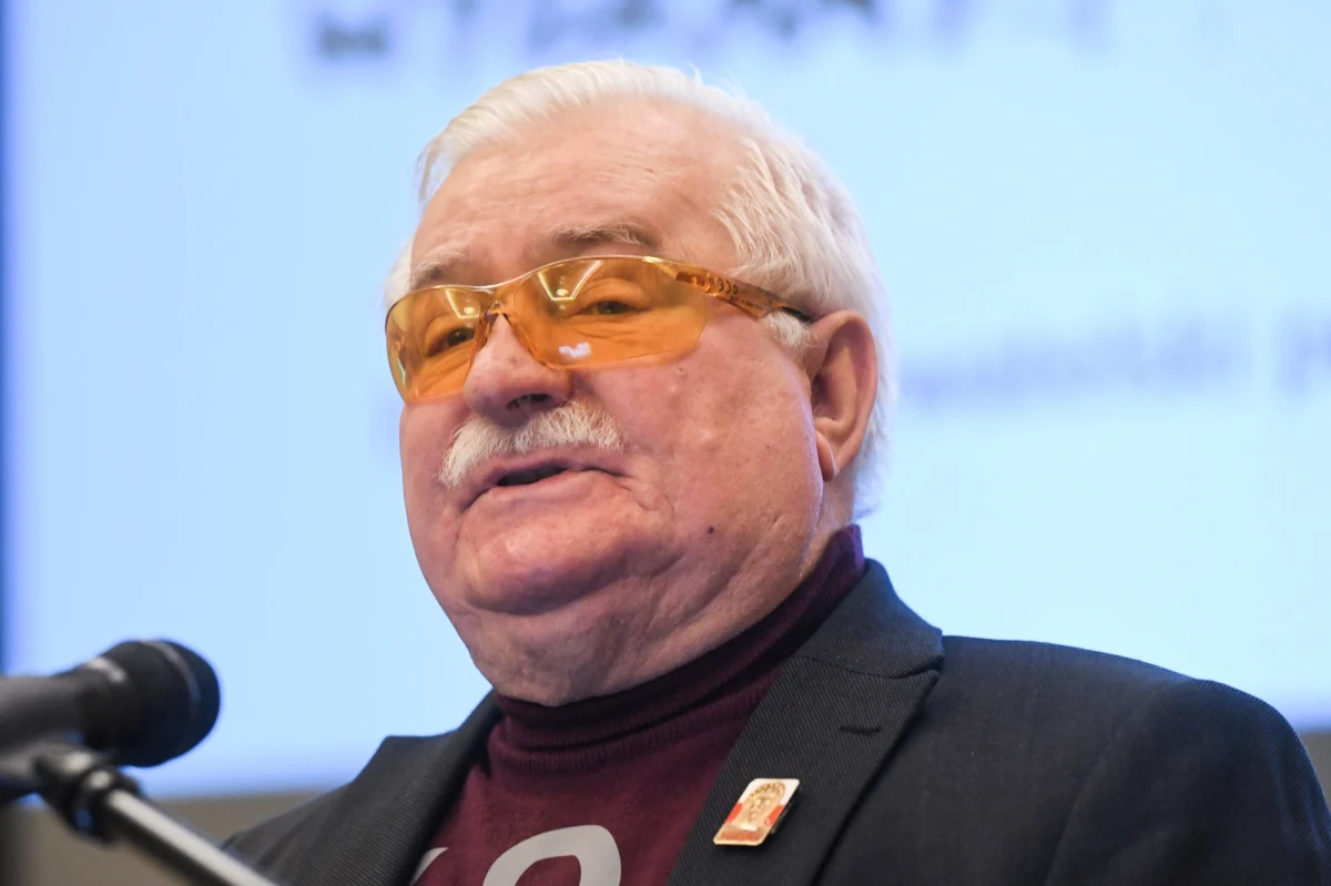 Były prezydent Lech Wałęsa zaapelował do Polaków o udział w wyborach do Parlamentu Europejskiego. „Bardzo proszę o to, by w imię naszej wspólnej walki, w imię naszych wspólnych zdobyczy, by iść tym razem na wybory i dobrze wybrać, aby Polska nie traciła tego swojego wielkiego dorobku, bo to jest naprawdę wielki dorobek i będąc w cywilizacji zachodniej możemy dalej się rozwijać" – powiedział. Zachęcił też do głosowania na jego syna - Jarosława Wałęsę. 