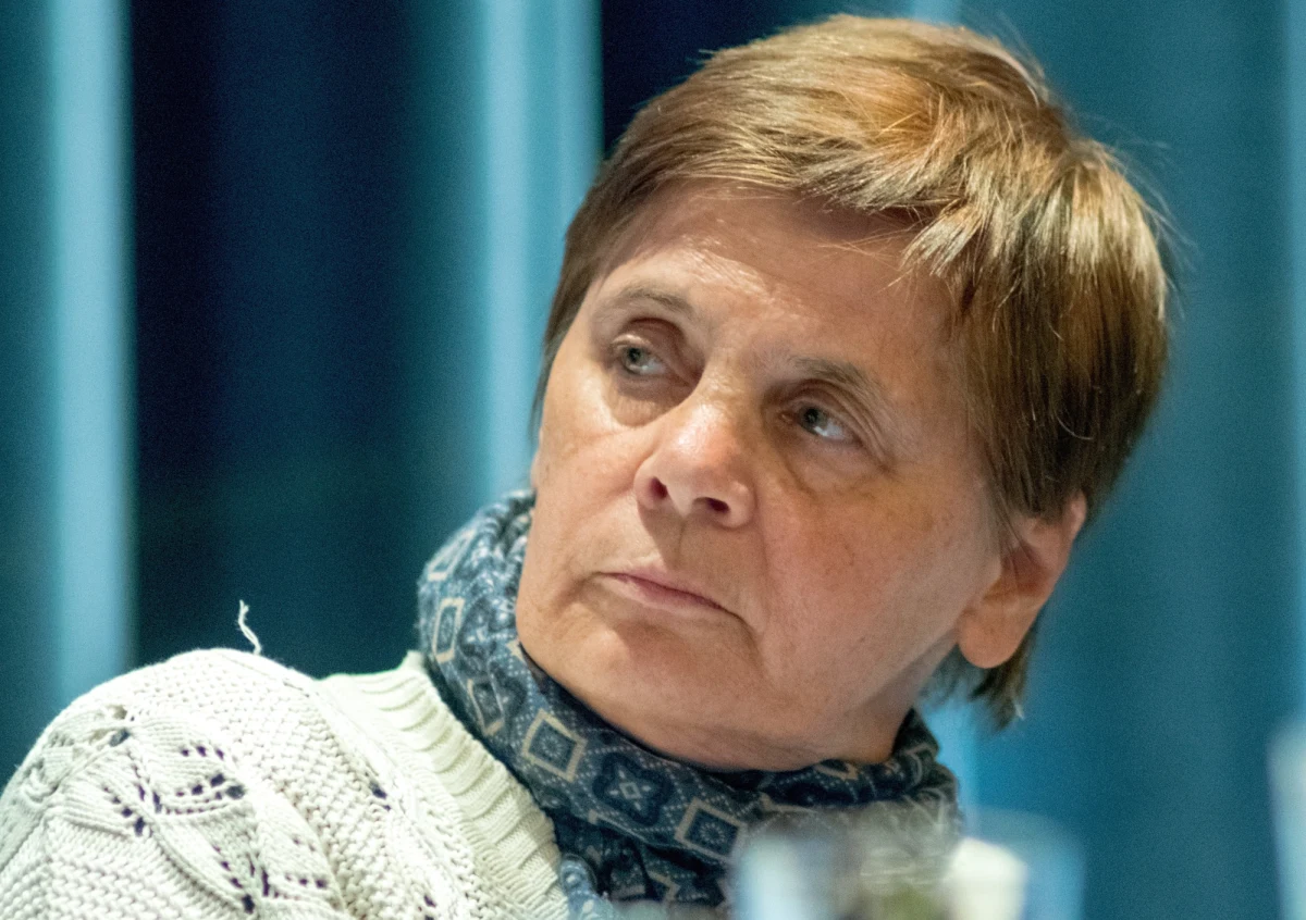 Janina Ochojska trafiła do szpitala specjalistycznego imienia Józefa Dietla w Krakowie. Według naszych informacji - jej życiu nie zagraża niebezpieczeństwo. Założycielka Polskiej Akcji Humanitarnej, a teraz także kandydatka Koalicji Europejskiej do Parlamentu Europejskiego, przechodzi badania kontrolne. 