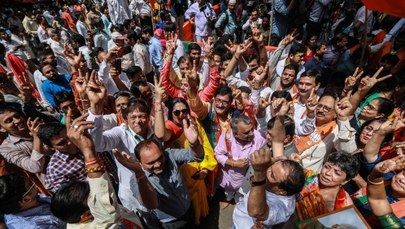 Lotos kwitnie, dłoń opada, czyli zakończony maraton wyborczy w Indiach  