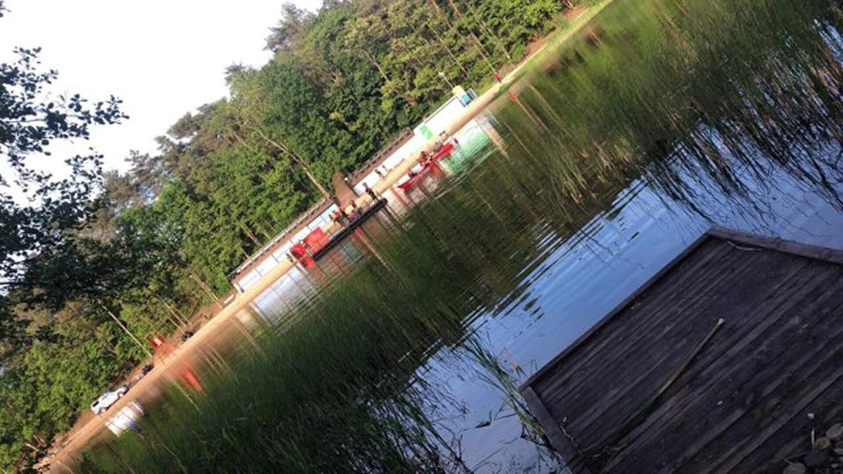 Policja i prokuratura wyjaśniają okoliczności wypadku, do którego doszło nad Jeziorem Długim koło Rzepina (Lubuskie). Utonął w nim 13-latek.