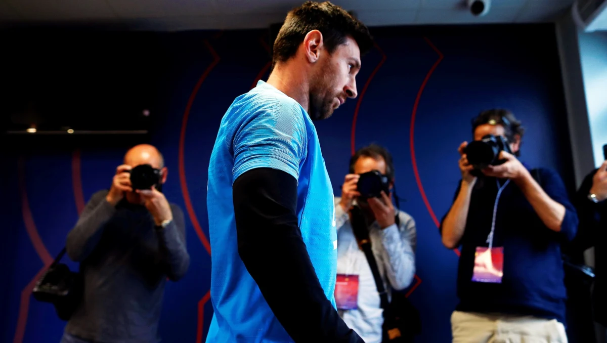 Argentyński piłkarz Barcelony Lionel Messi po raz trzeci wygrał klasyfikację "Złotego Buta" - dla najlepszego strzelca w ligach europejskich. W rozgrywkach La Liga zdobył 36 goli. W czołówce znaleźli się Robert Lewandowski (Bayern Monachium) i Krzysztof Piątek (Milan).