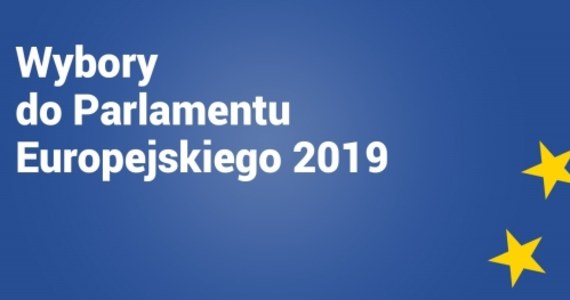 Sondażowe wyniki głosowania, pierwsze gorące komentarze, relacje ze sztabów wyborczych i polityczne prognozy: zapraszamy na Wieczór Wyborczy w RMF FM i na RMF 24! Startujemy wraz z zamknięciem lokali wyborczych, a więc tuż po 21:00. W Faktach RMF FM Tomasz Staniszewski połączy się z naszymi reporterami w sztabach wyborczych, a na RMF 24 Marcin Zaborski przedstawi autorską analizę wyników głosowania i polityczne prognozy na jesień. Bądźcie z nami!