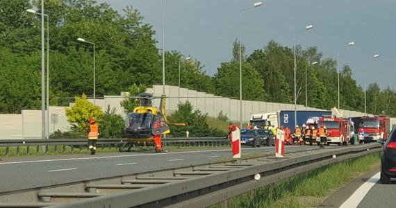Poważny wypadek na A4 w Małopolsce. Dwie osoby zostały ranne.